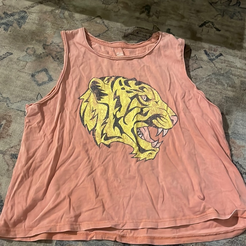 Tiger shirt